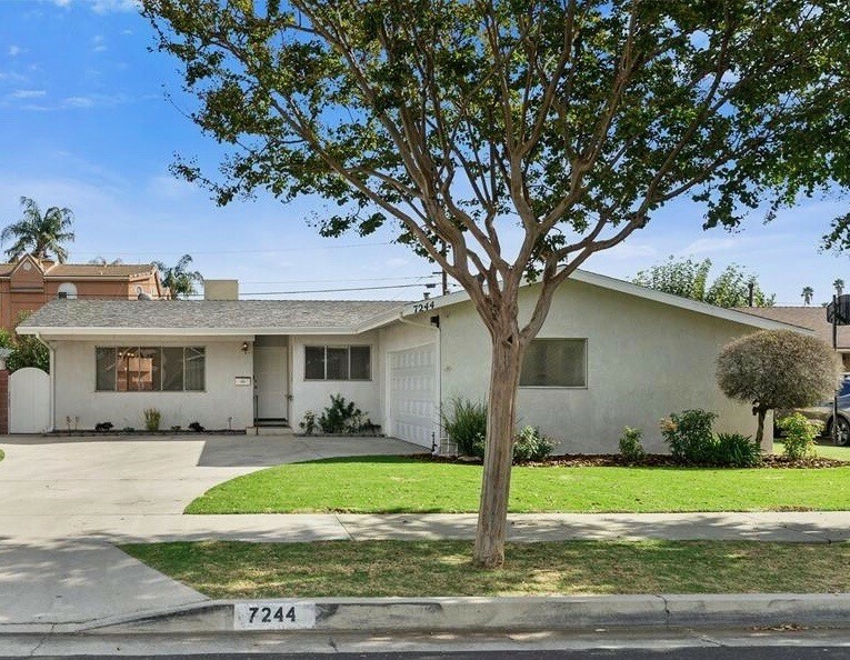 7244 Jumilla Avenue  Winnetka CA 91306 photo