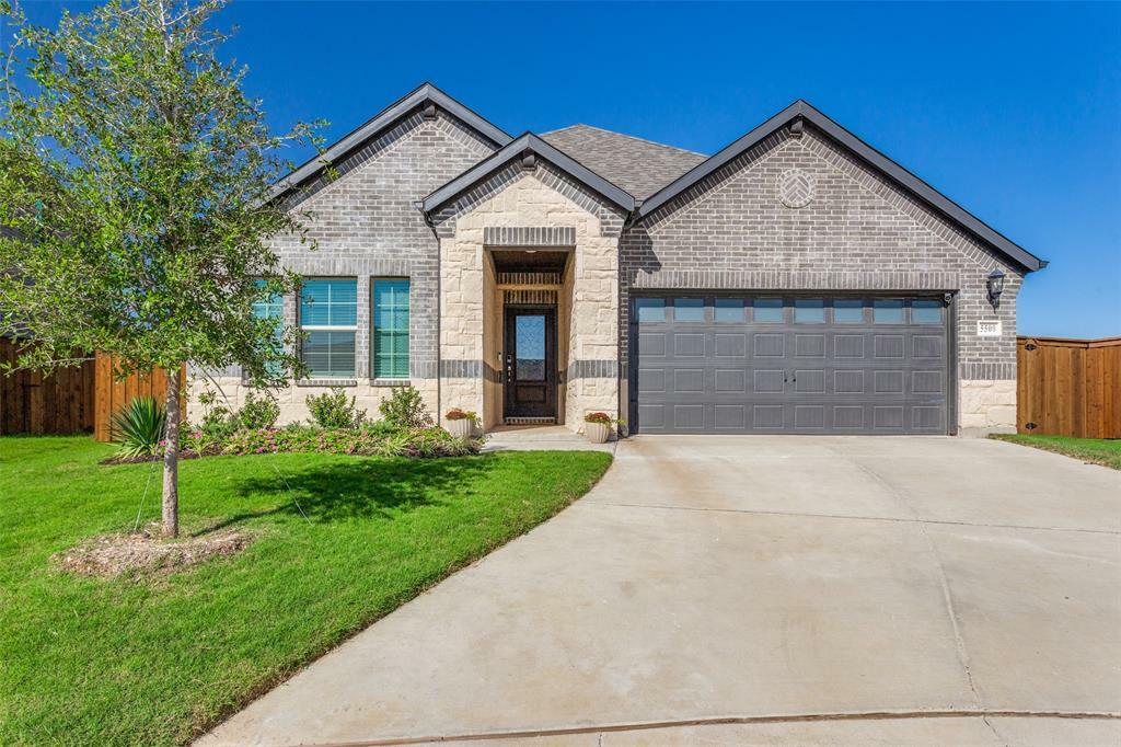 Property Photo:  5500 Castle Peak Bend  TX 76126 