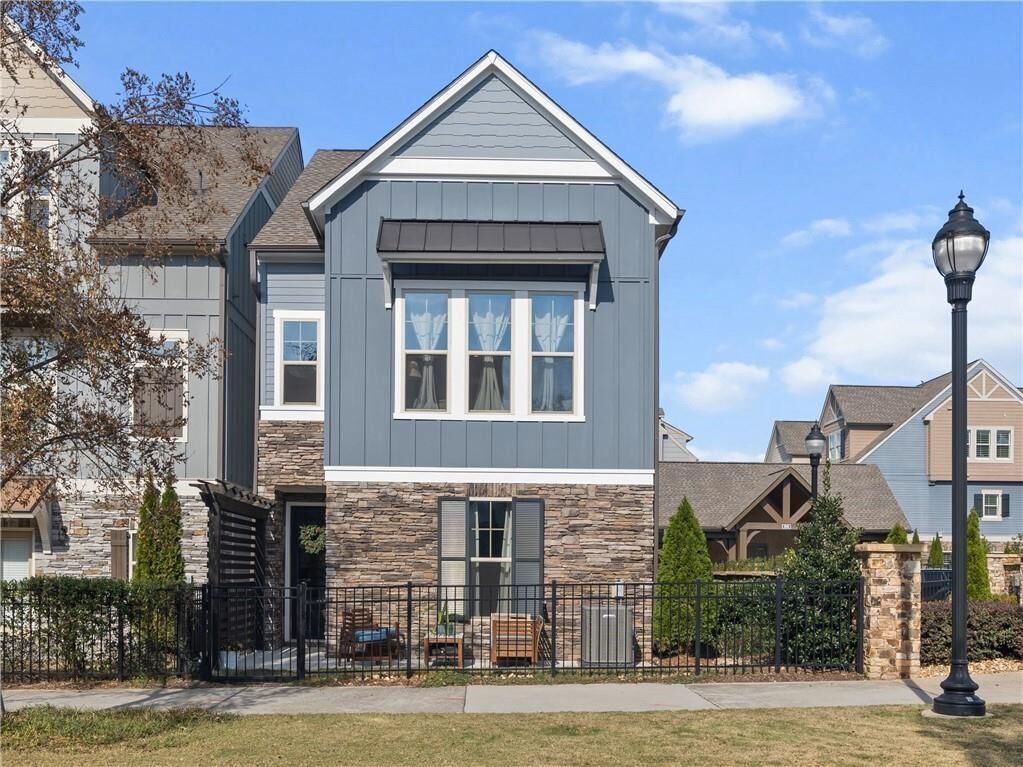 Property Photo:  1017 Kirkland Circle  GA 30080 