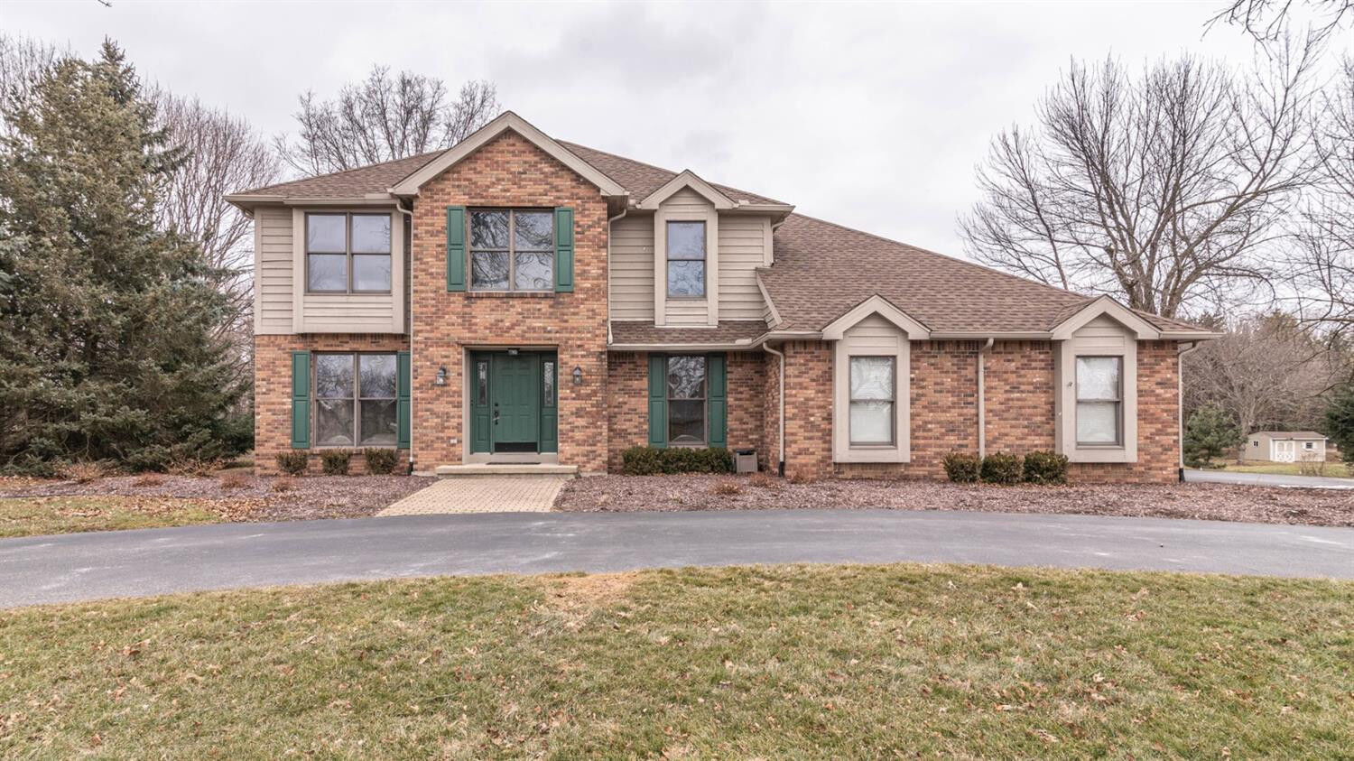 Property Photo:  256 Winchester Drive  MI 48176 