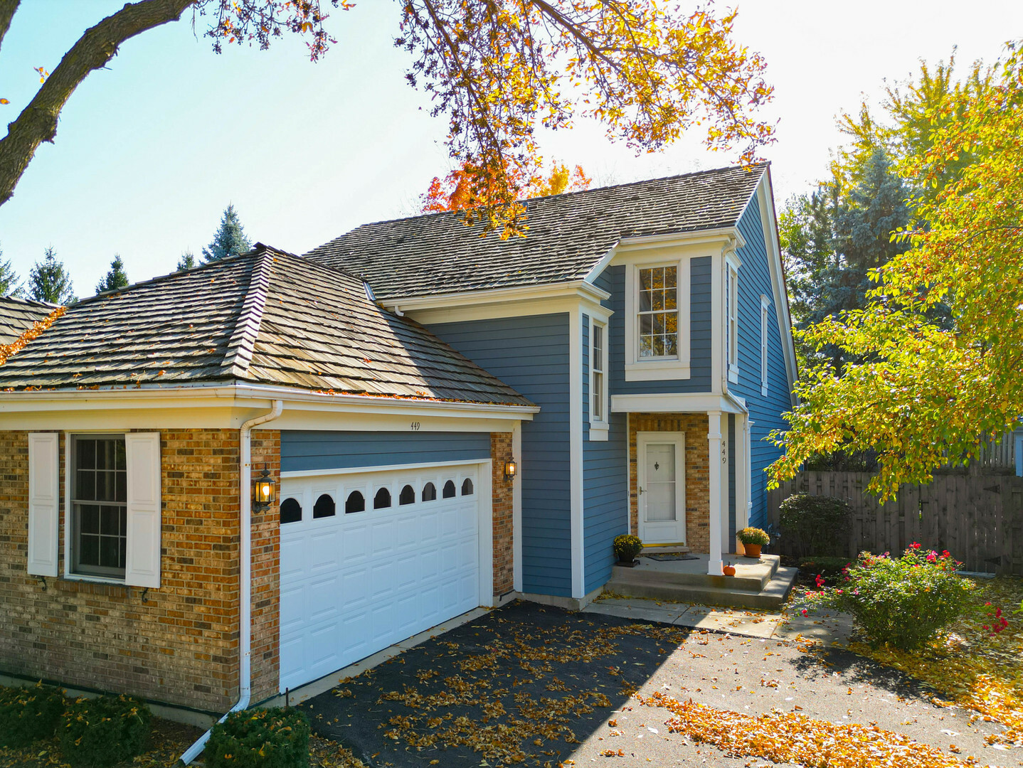Property Photo: 449 Park Barrington Drive IL 60010