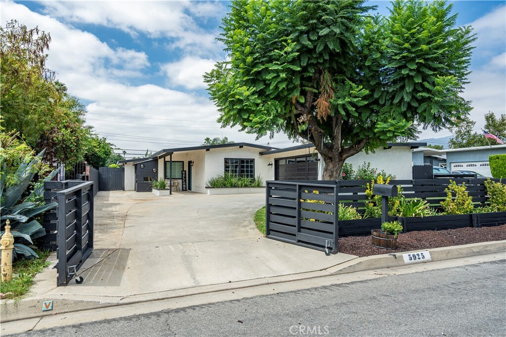 Property Photo:  5925 N Orangecrest Avenue  CA 91702 