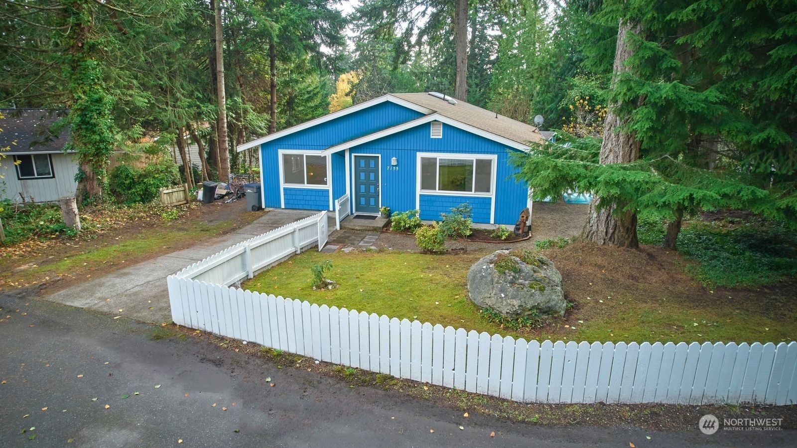 House for sale in Port Orchard 7155 E Ramblewood Court, Port Orchard