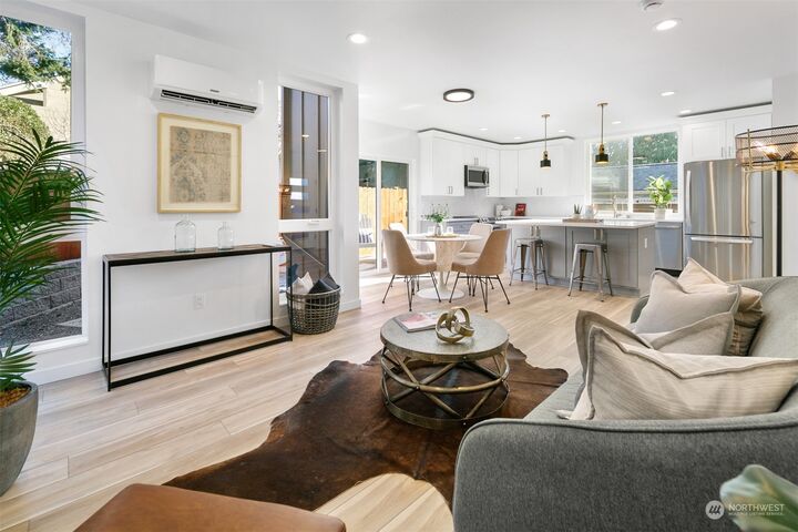 Property Photo:  7030 B Mary Avenue NW  WA 98117 