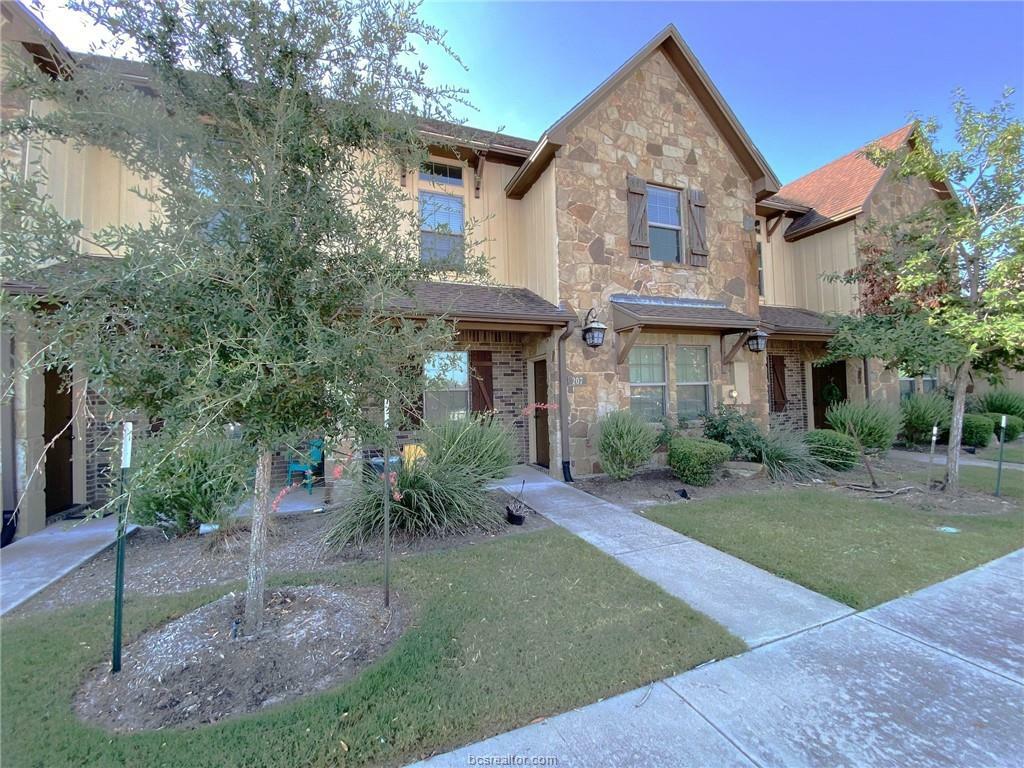 Property Photo:  207 Capps Dr  TX 77845 