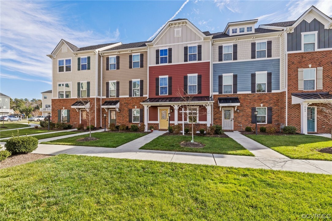Property Photo: 537 Crofton Village Trace VA 23114