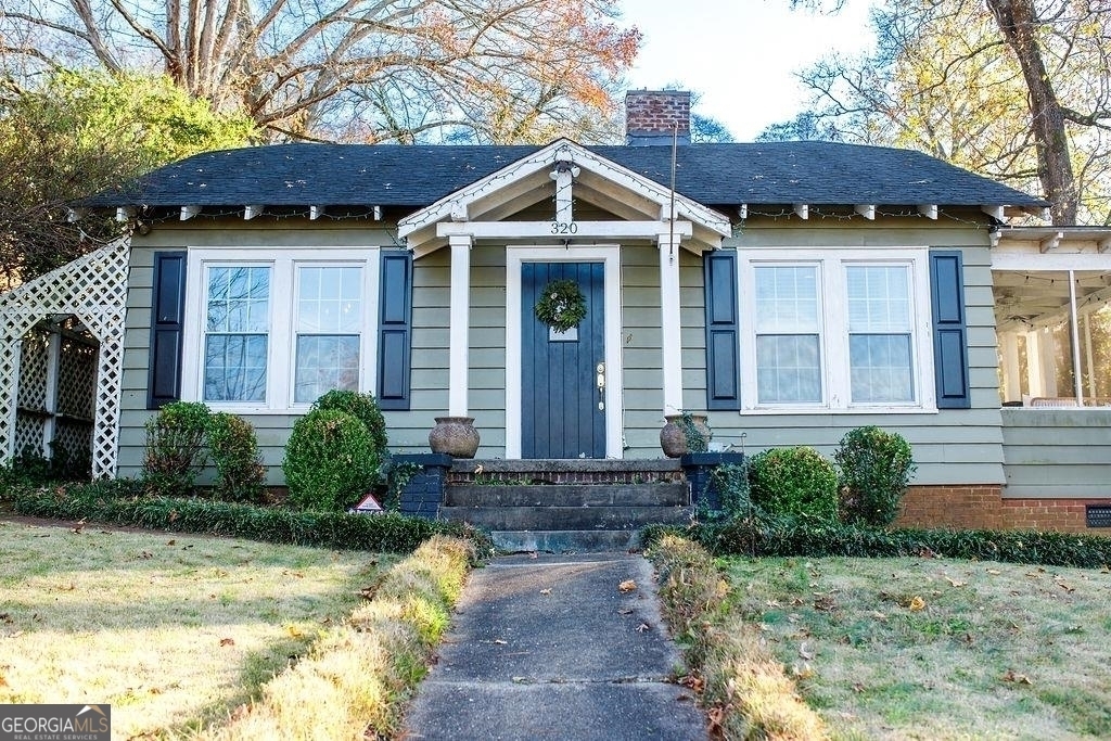 Property Photo:  320 E 11th Street SE  GA 30161 