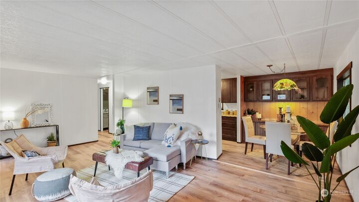 2 bed Kingston home for sale 27020 Frodesen Circle NE, Kingston, WA 98346