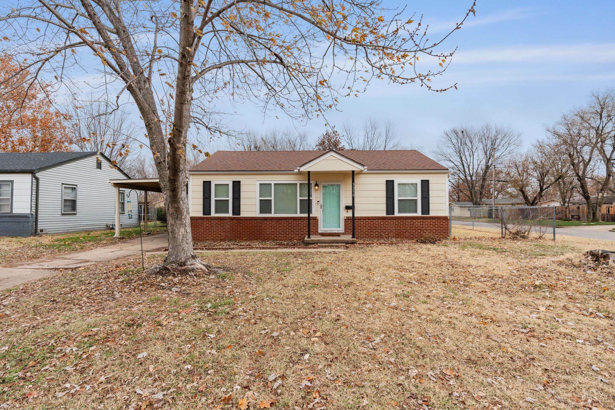Property Photo: 3250 S Gordon Ave KS 67217