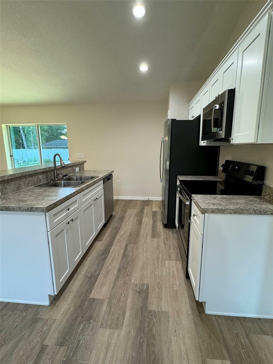 Property Photo:  4240 SE 138th Street  FL 34491 