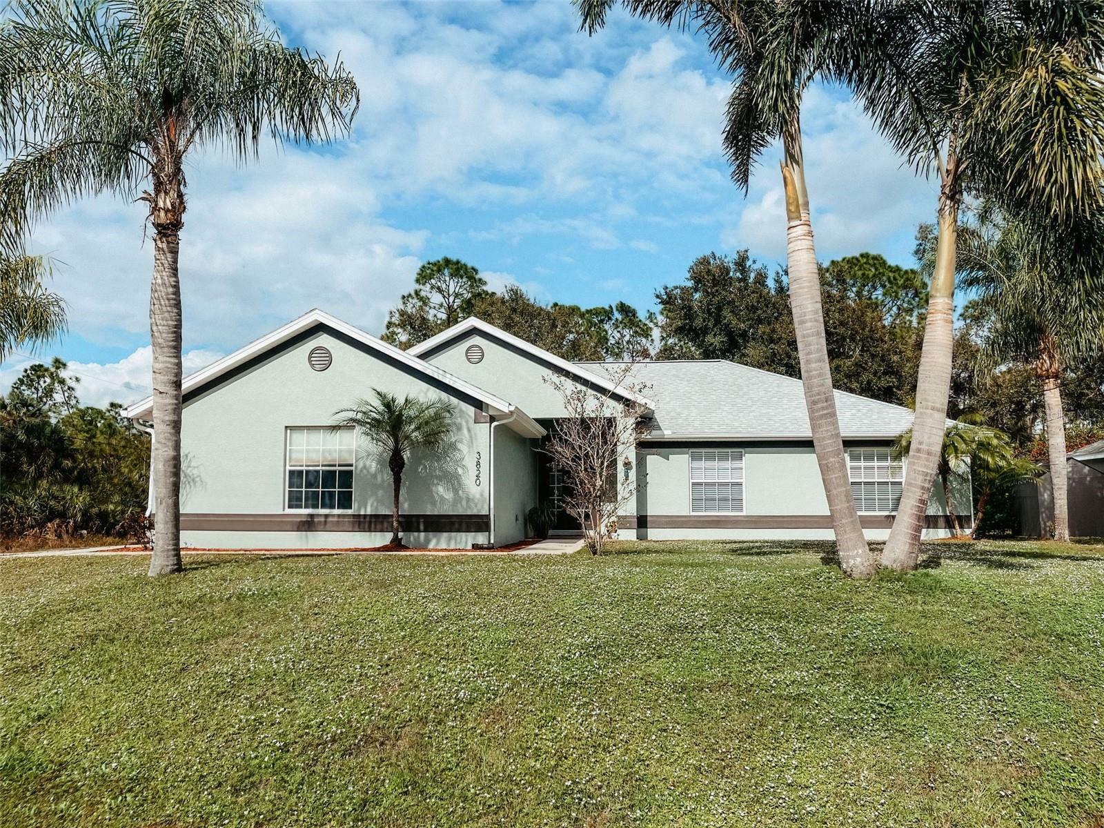 Property Photo: 3820 Shorewood Street FL 34286