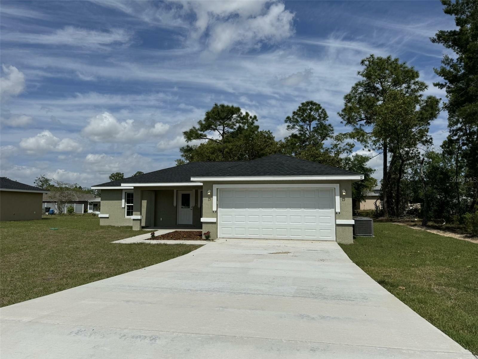 Property Photo: 12 Pecan Run Radial FL 34472