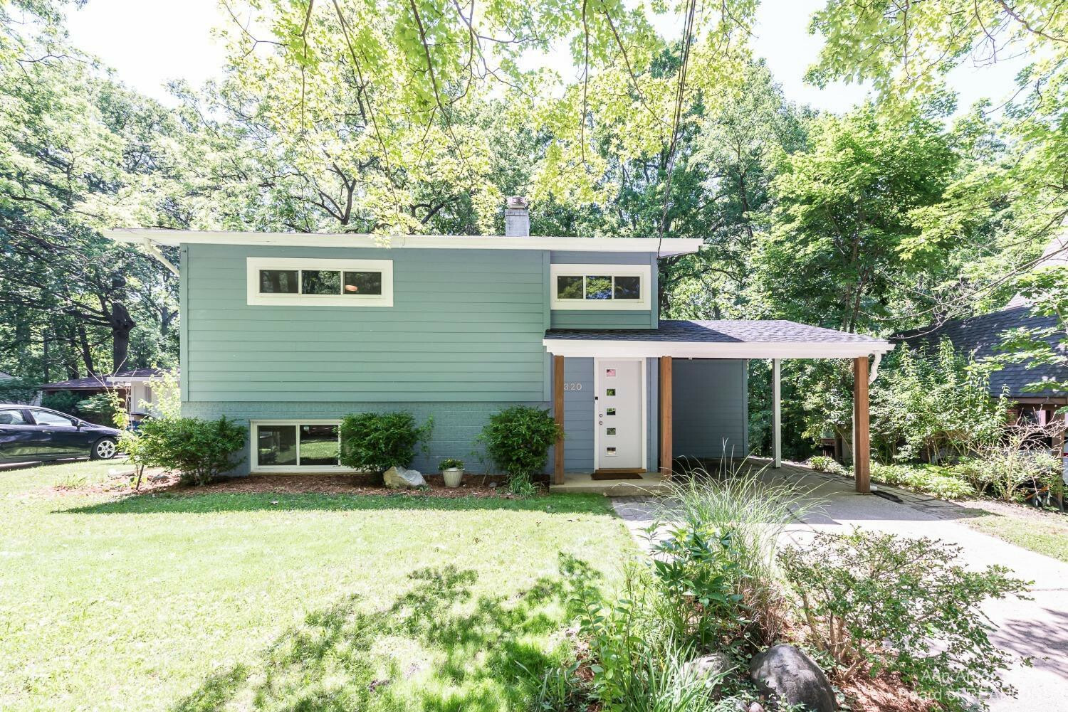 Property Photo:  320 Hazelwood Avenue  MI 48103 