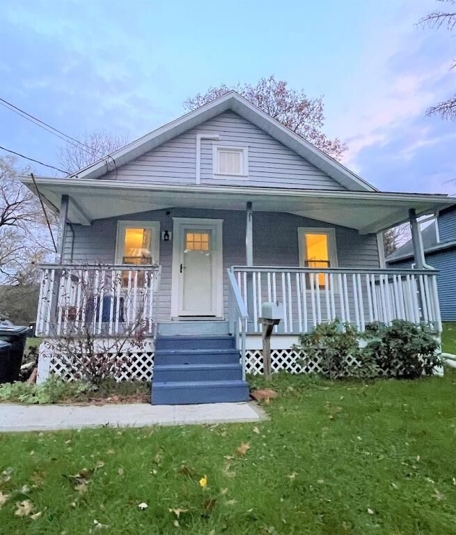 Property Photo:  304 N Parkway Street  NY 13073 