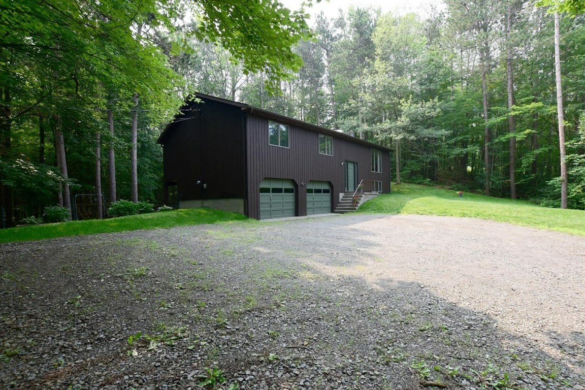 Property Photo:  121 Yellow Barn Road  NY  