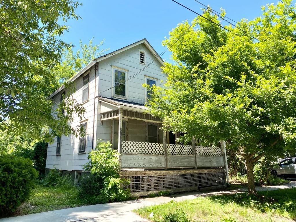 Property Photo:  222 W Lincoln Street  NY 14850 