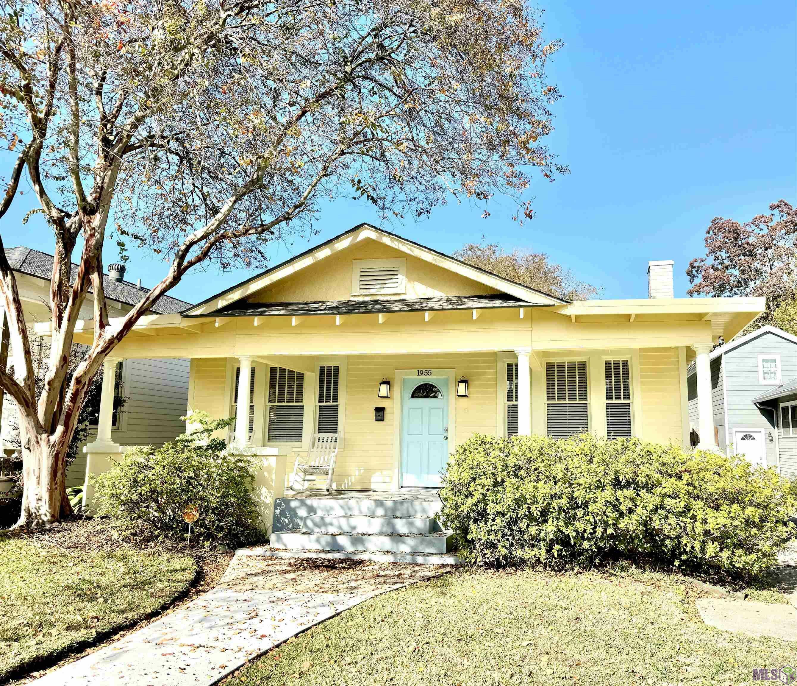 Property Photo:  1955 Olive St  LA 70806 