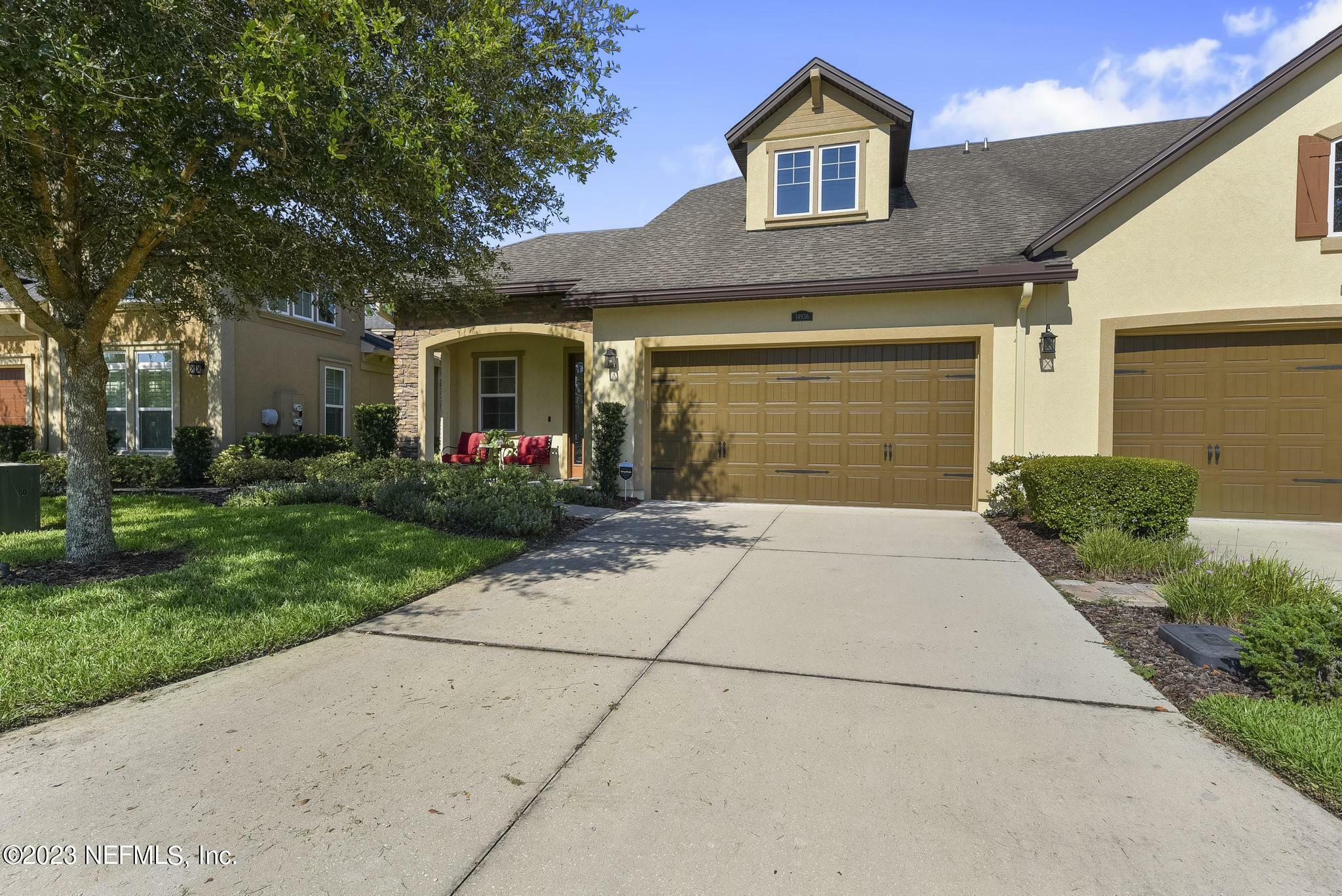 Property Photo:  14936 Venosa Circle  FL 32258 