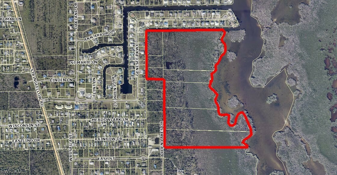 Property Photo:  11260 Arden Lakes Drive  FL 33922 