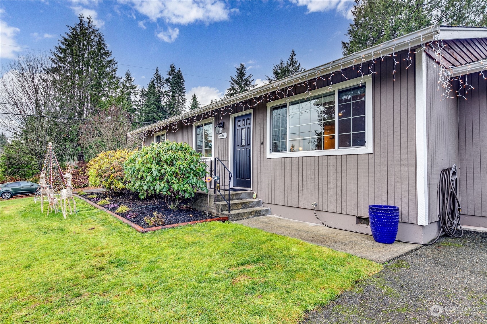 26221 Edgewater Boulevard NW  Poulsbo WA 98370 photo