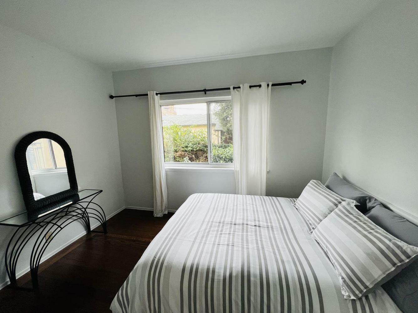 Property Photo: 1405 Bellevue Avenue 3 CA 94010