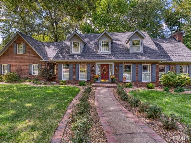 Home for sale in Newburgh 8655 Framewood Drive, Newburgh, IN 47630