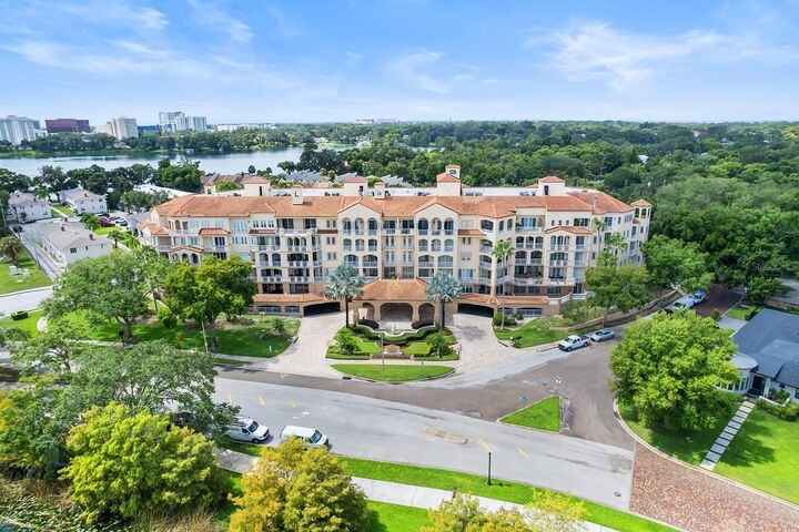 Property Photo:  1110 W Ivanhoe Boulevard 6  FL 32804 