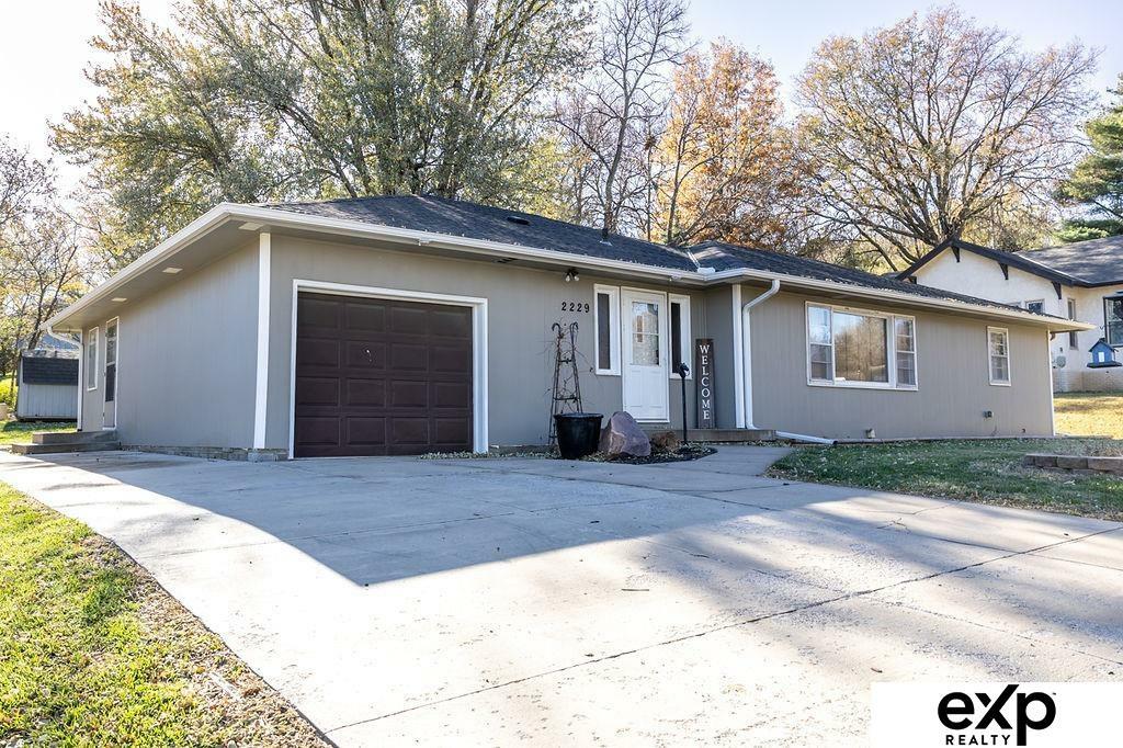 Property Photo: 2229 Grant Street NE 68008