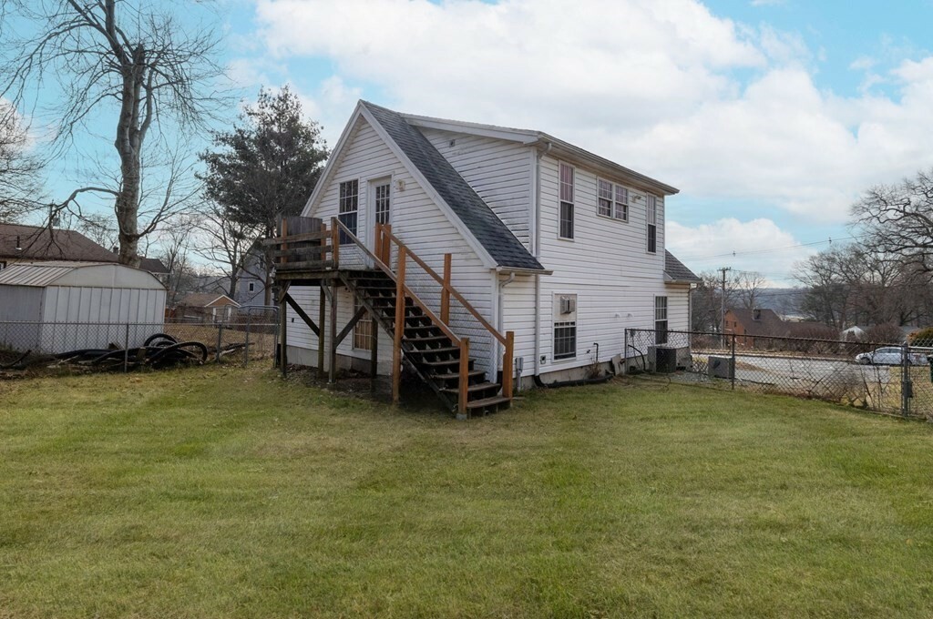 Property Photo: 138 Grattan St 3 MA 01020