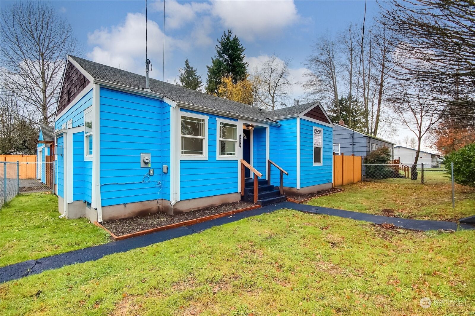 2 bed home for sale 5408 E Portland Avenue, WA 98404