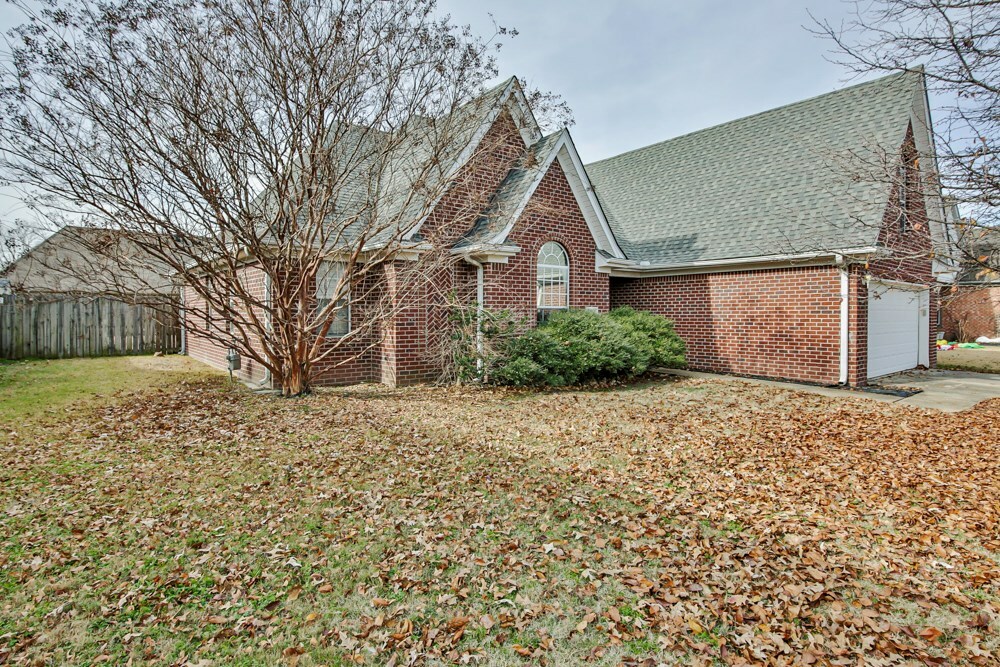 Property Photo:  832 Belle Rive Drive  AR 72364 