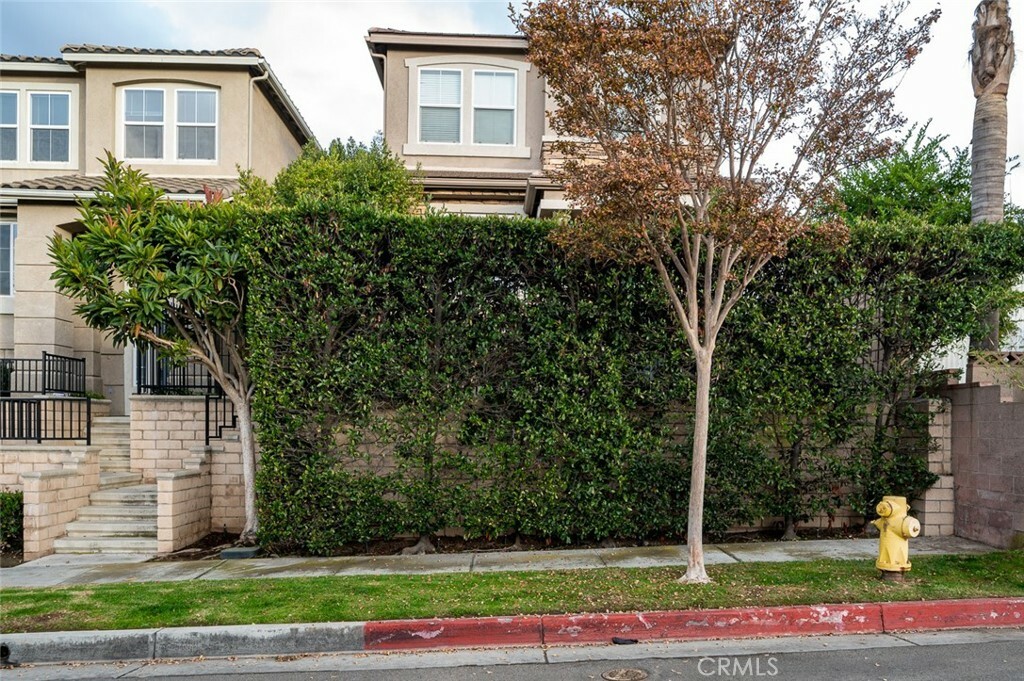 Property Photo:  20548 Earl Street  CA 90503 