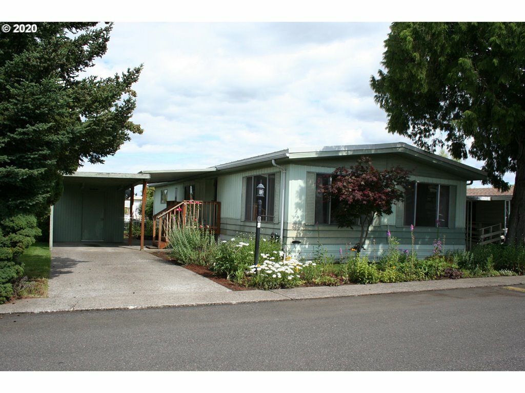 Property Photo: 15411 SE Mill Plain Blvd B4 WA 98684
