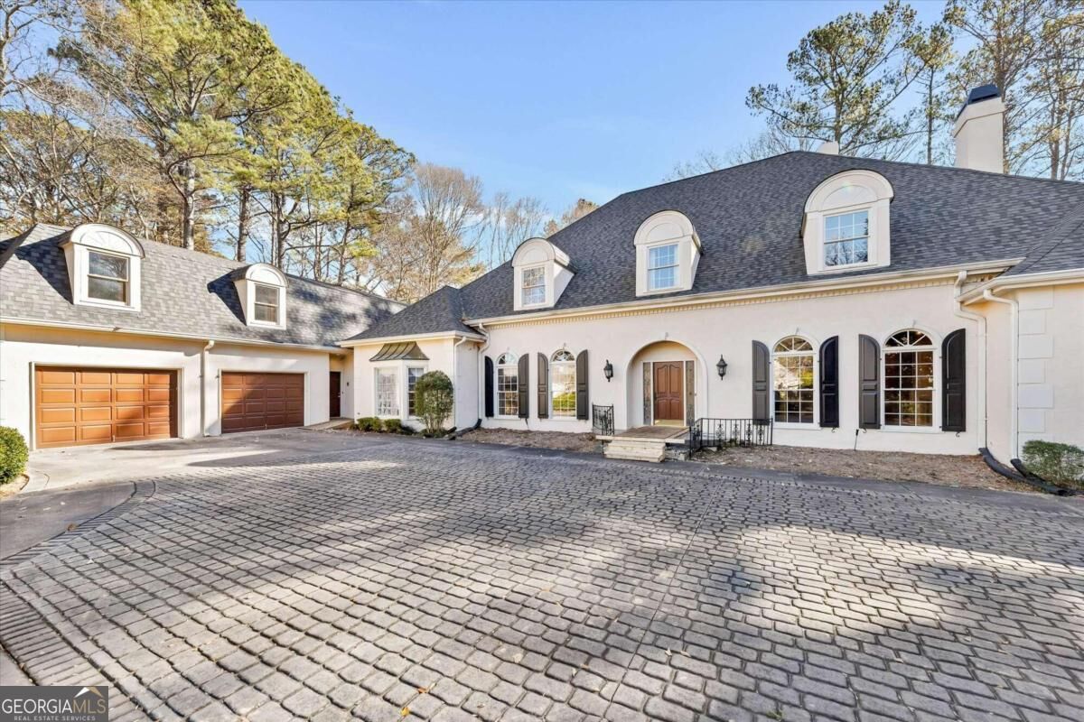 Property Photo:  5425 Hoylake Court  GA 30097 