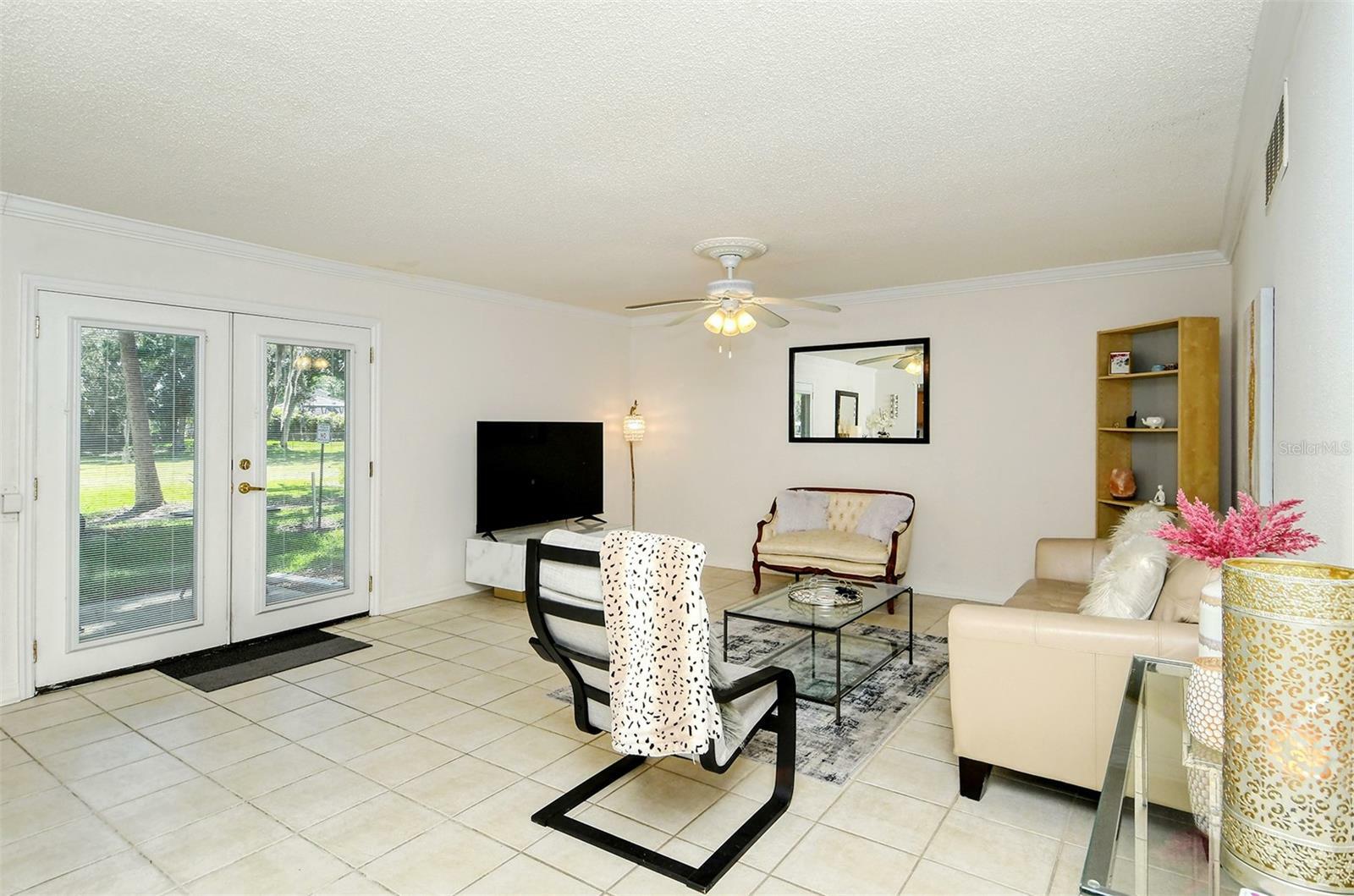 Property Photo:  1877 Toucan Way 400  FL 34232 