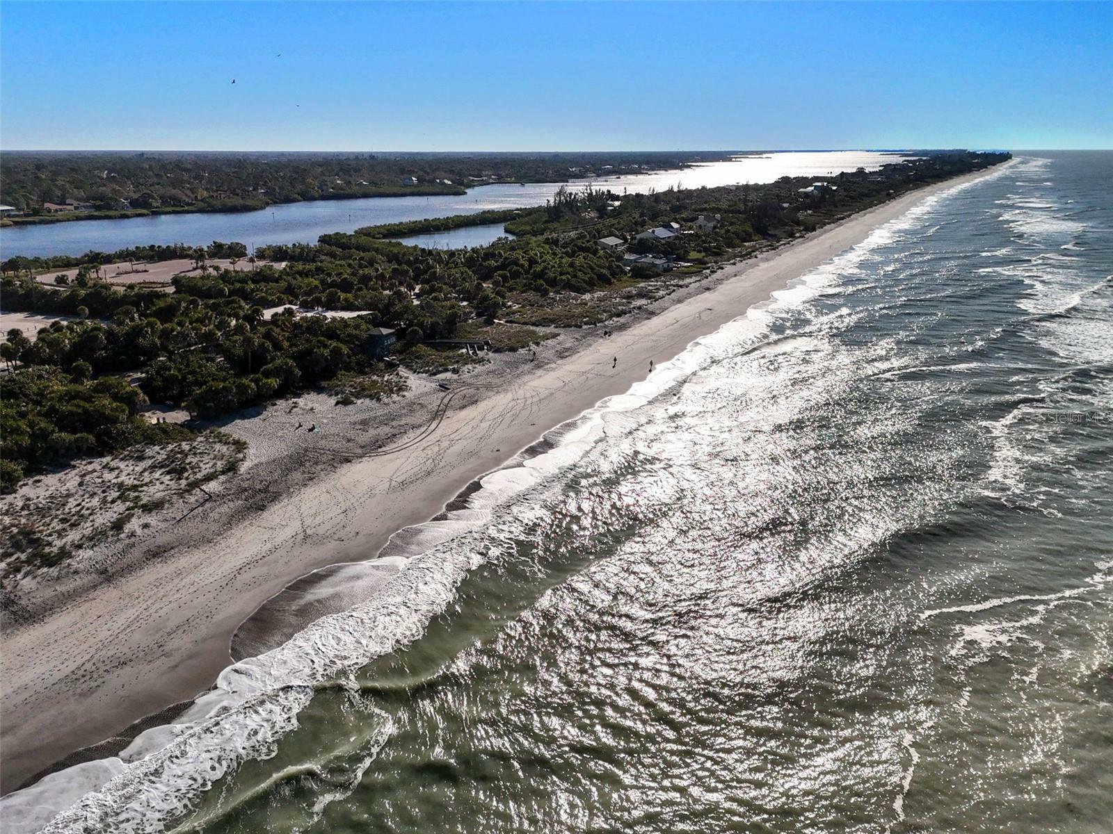 Property Photo:  2500 Manasota Beach Road  FL 34223 