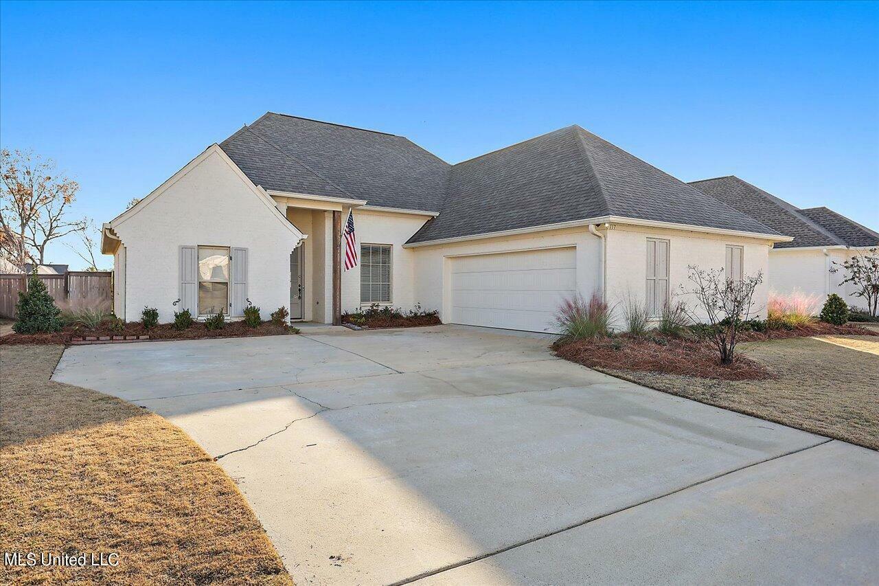 Property Photo:  117 Hampstead Dr Drive  MS 39110 