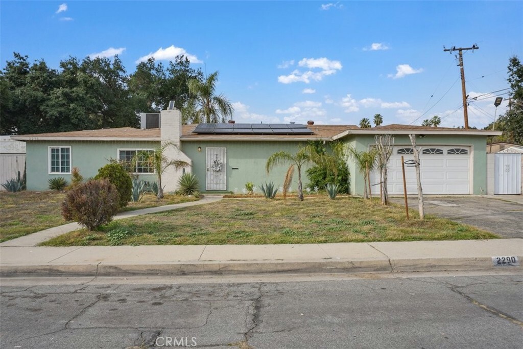 Property Photo:  2290 W 7th Street  CA 92410 