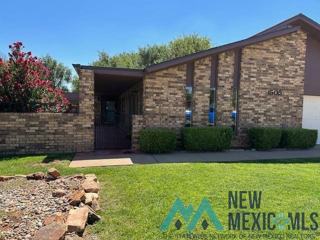 Property Photo: 1505 Colonial Parkway NM 88101