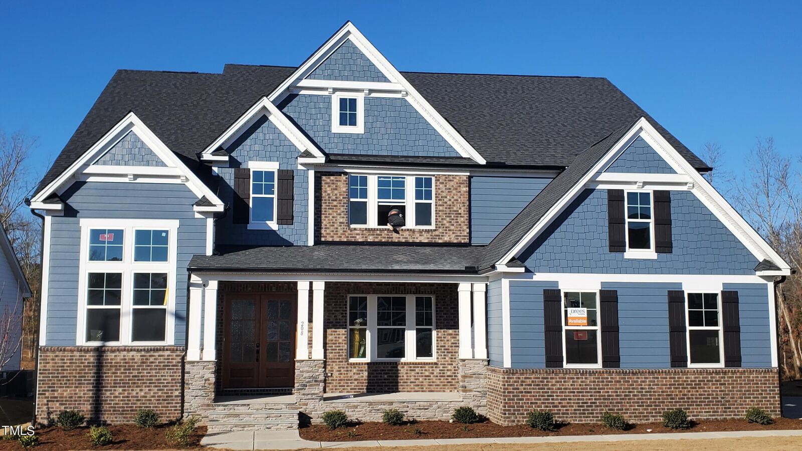 Property Photo: 208 Streamside Drive NC 27501
