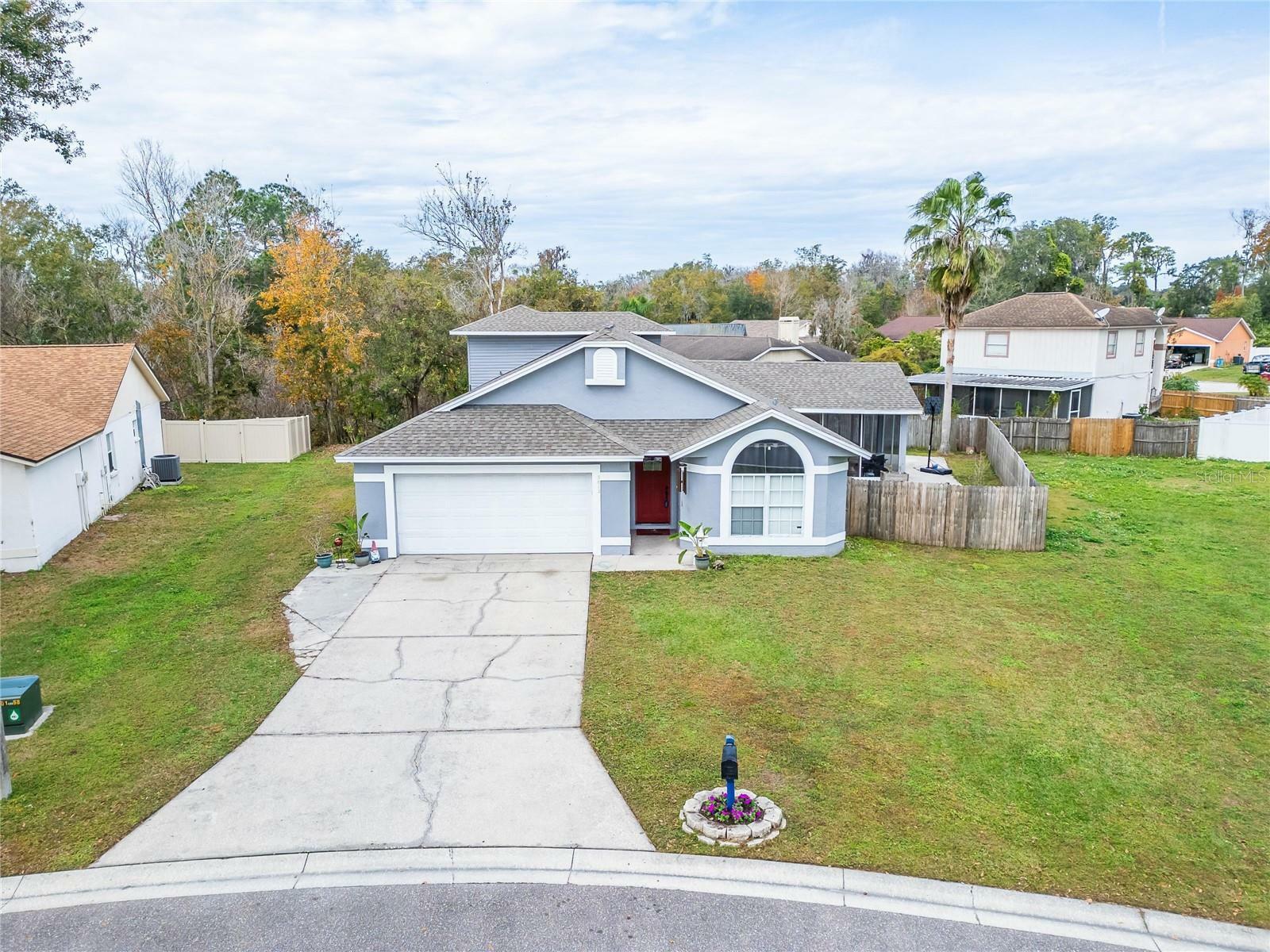 Property Photo:  3812 Creek Way Court  FL 33563 