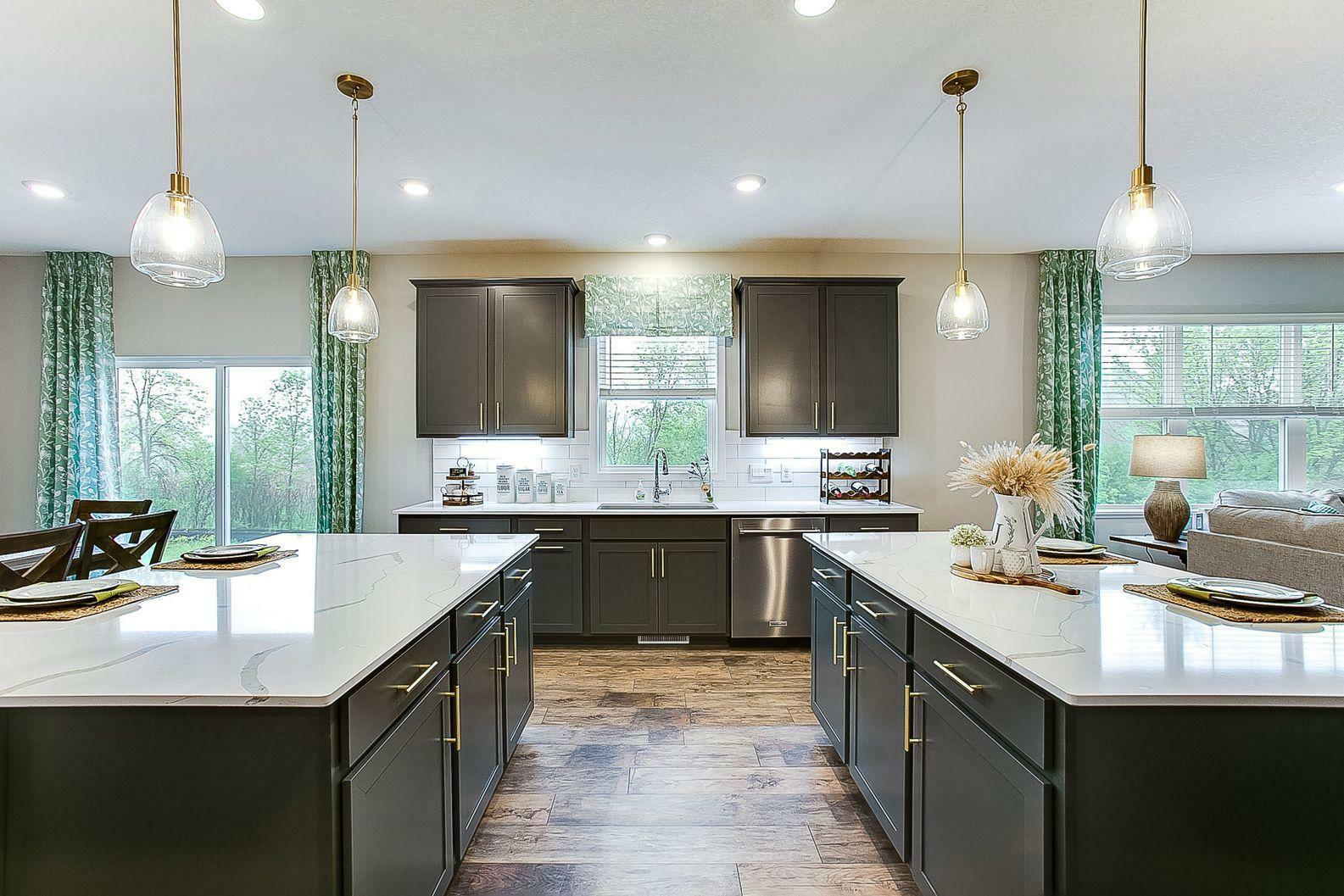 Property Photo: 1662 Oak Creek Drive MN 55318