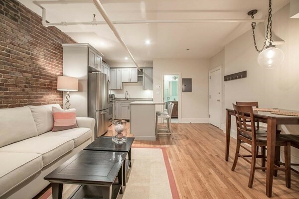 Property Photo: 394 Marlborough St 1 MA 02115