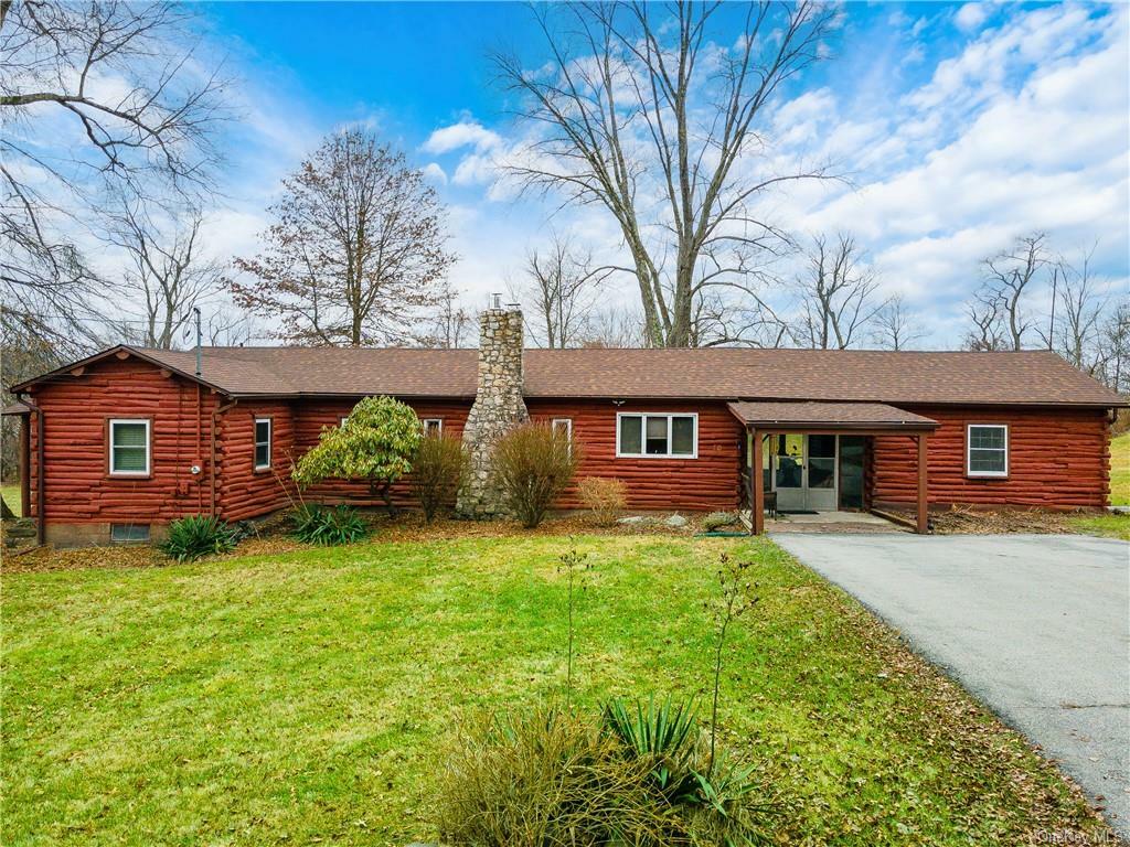 Property Photo:  34 Old Minisink Trail  NY 10924 