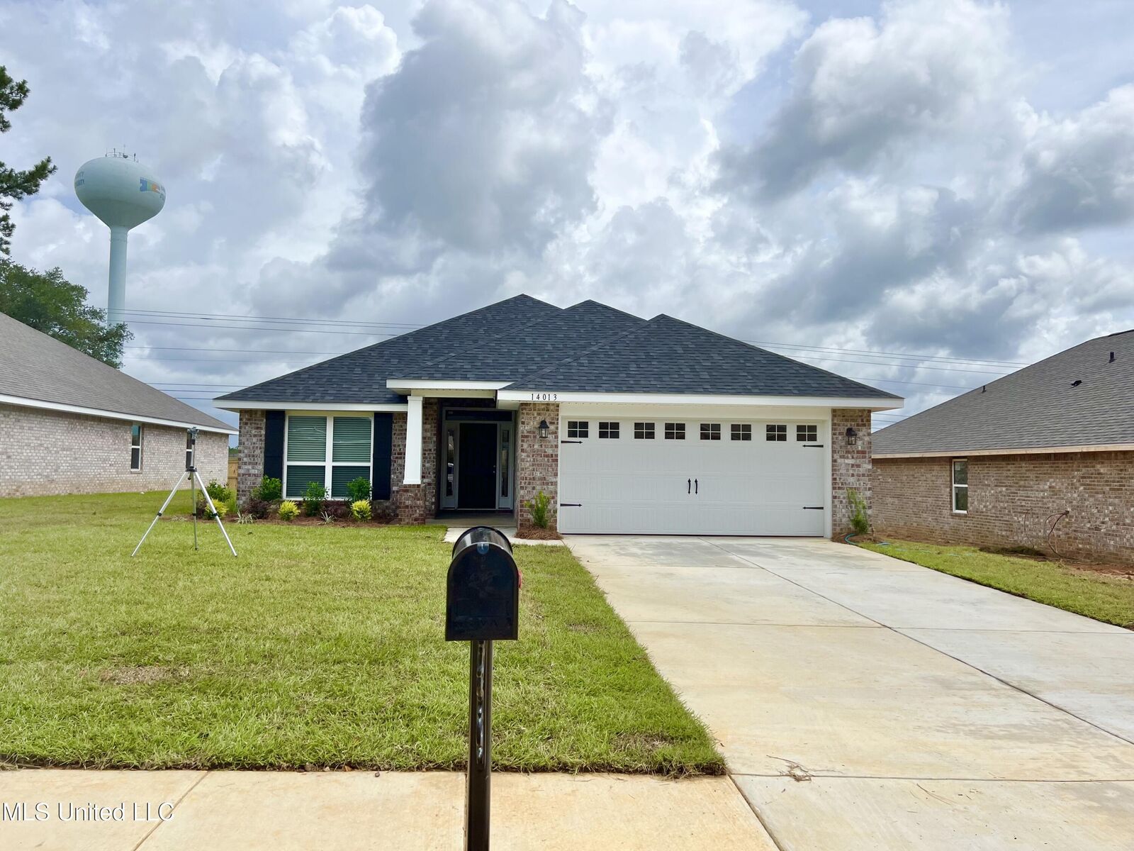 Property Photo:  14013 Oak Arbor Drive  MS 39503 
