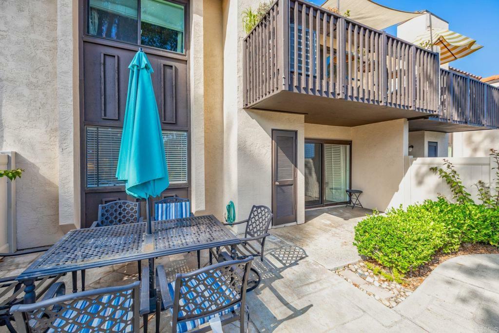 Property Photo:  124 S Darien Drive  CA 92024 