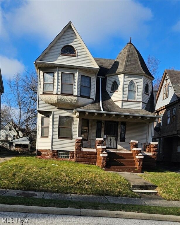 Property Photo: 1884 Beersford OH 44112