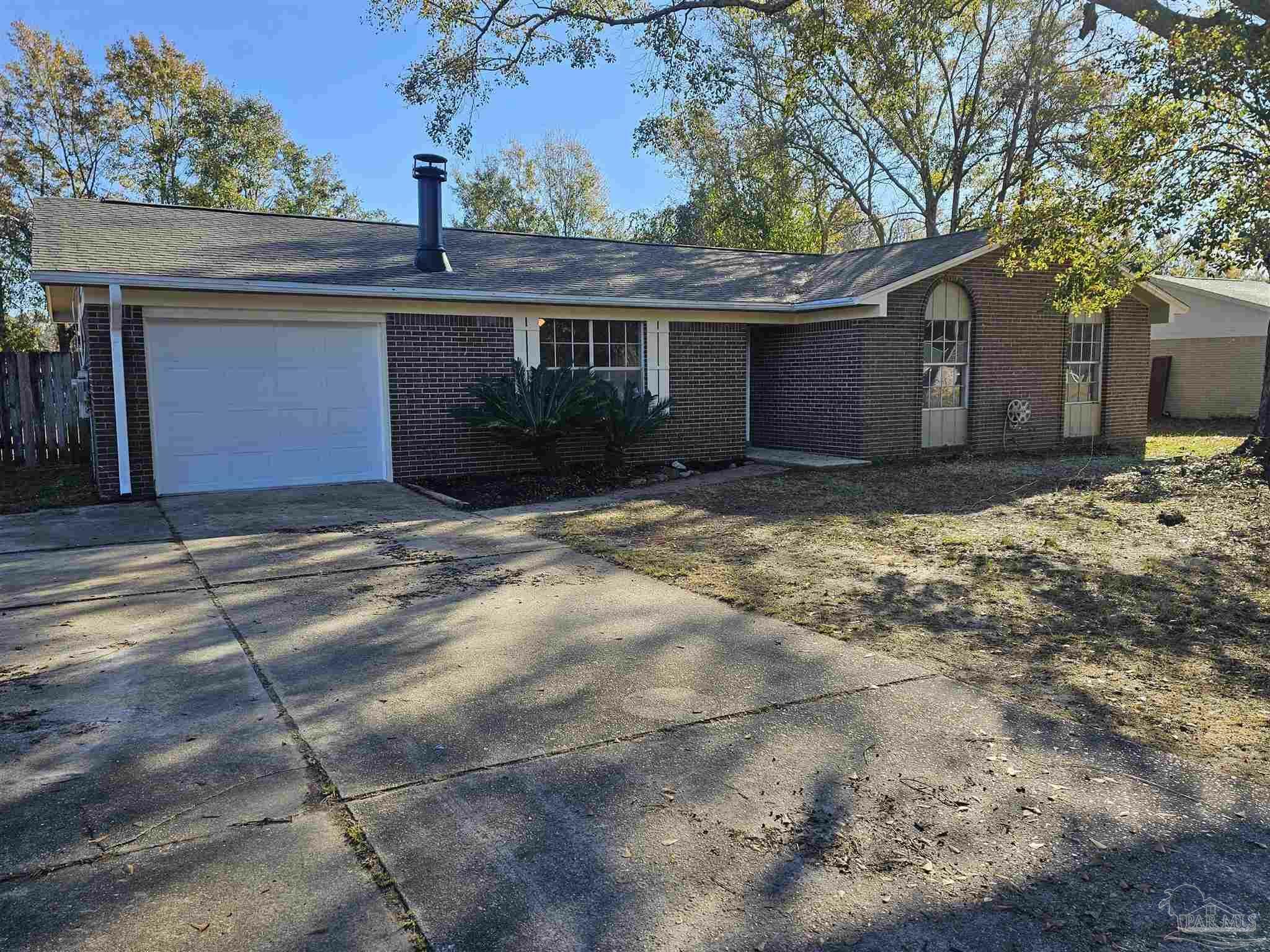 Property Photo:  4370 Stephens Rd  FL 32571 