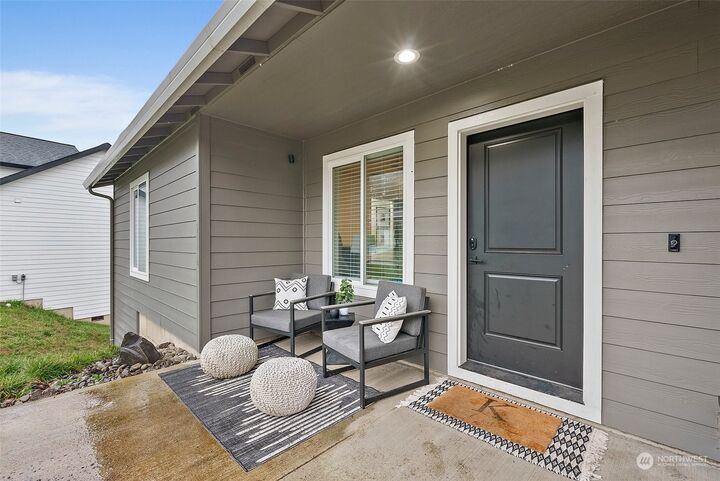 Property Photo:  109 Cedar Crest Place  WA 98532 