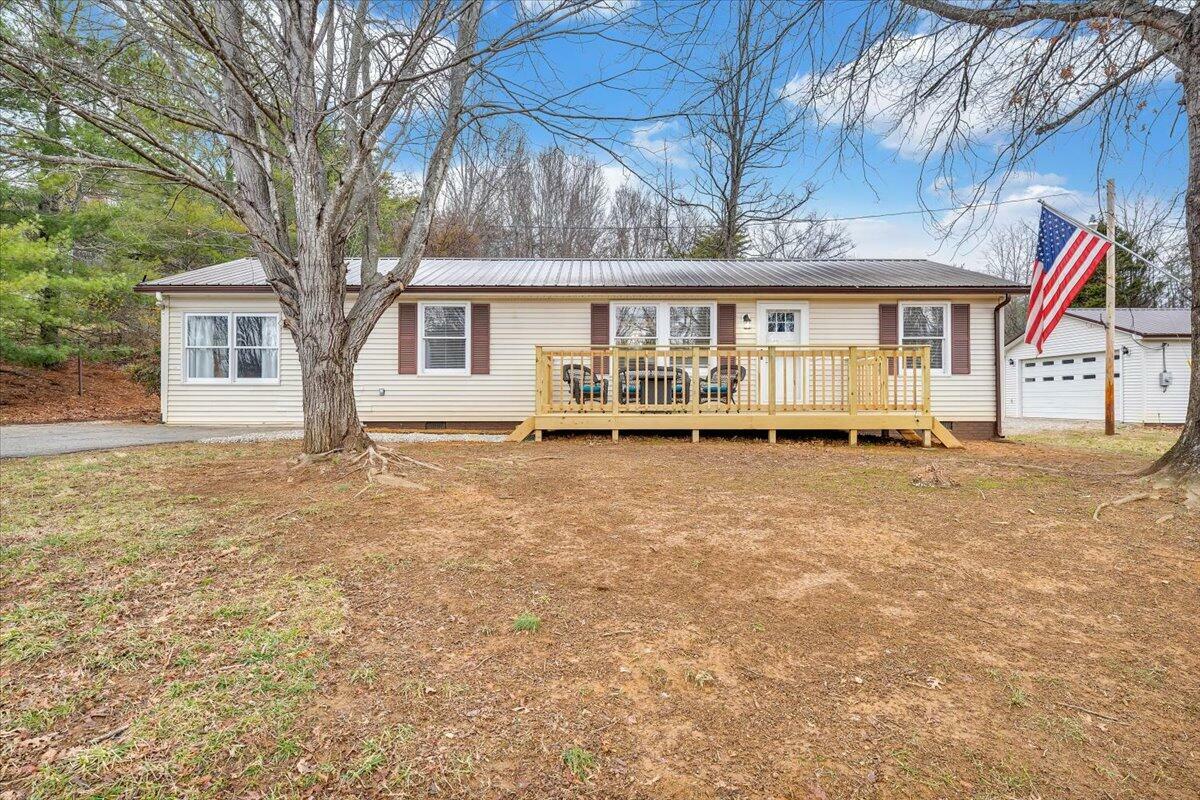 Property Photo:  1143 White Church Rd  VA 24090 